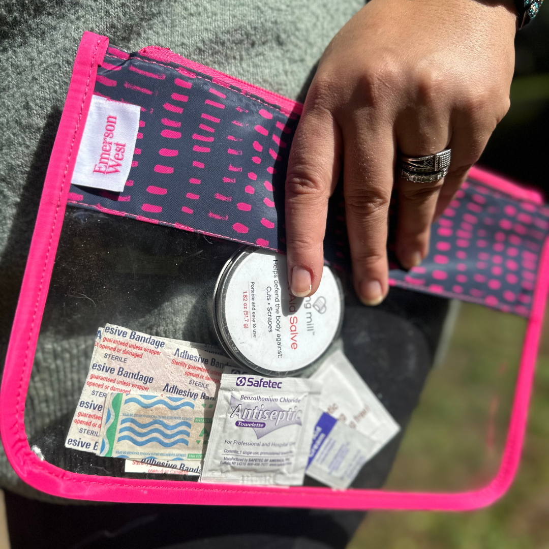 Perfect Pouch Sign Perfect Pouch™ - Navy & Pink Zippered Pouch – Emerson West