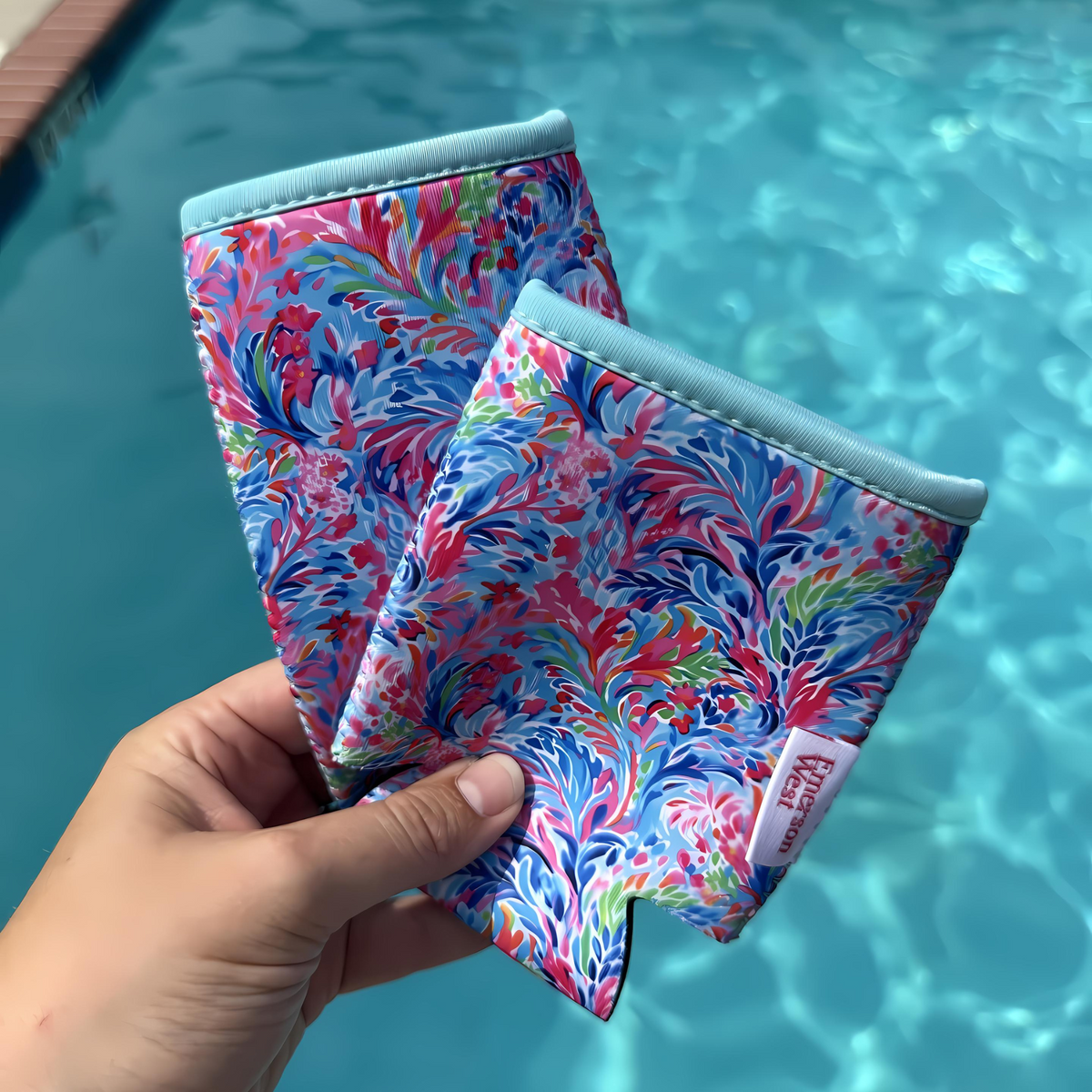 🎁 Poolside Pop™ - Resort Blooms Can Coolie (Standard and Slim) (100% off)