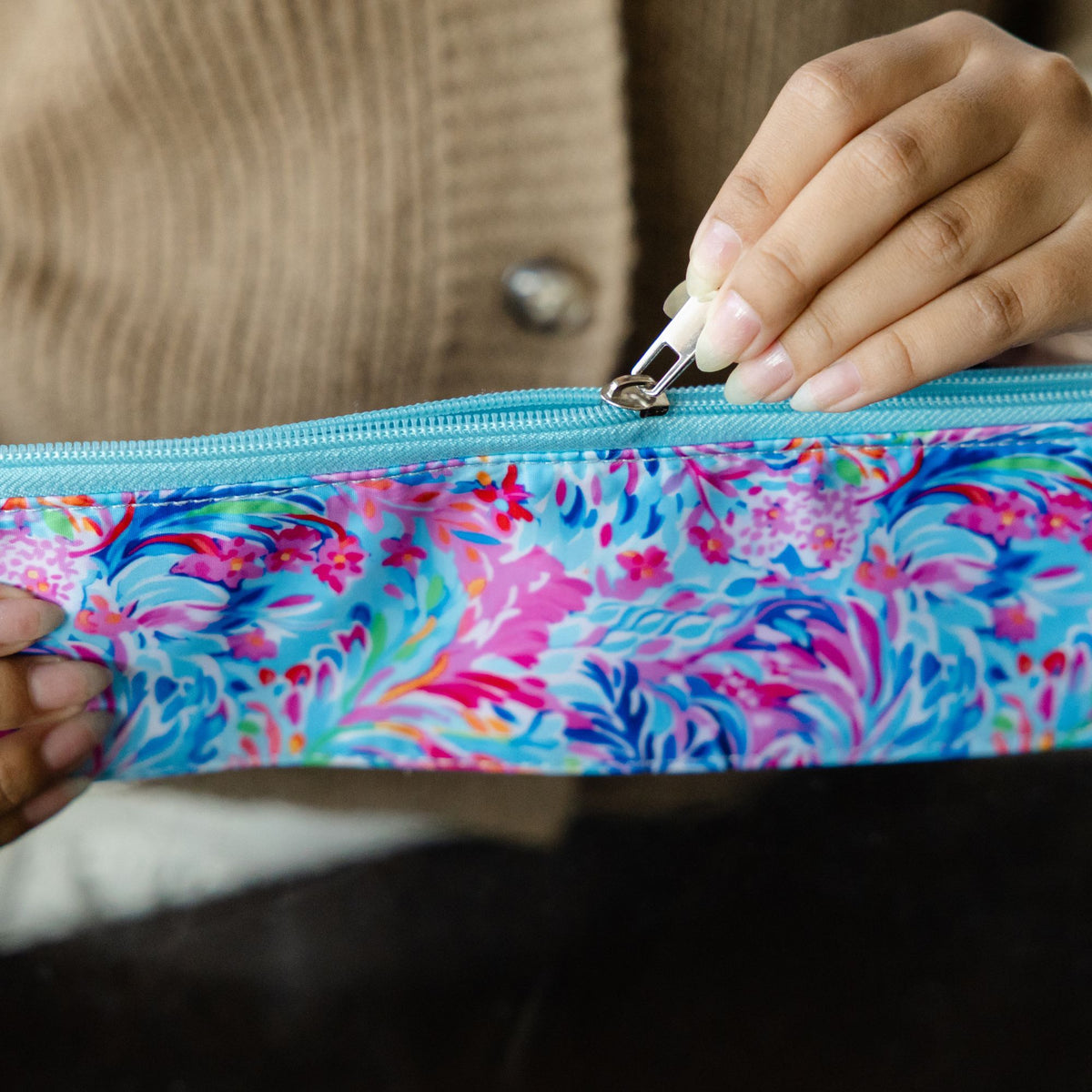 Perfect Pouch™ - Resort Blooms Zippered Pouch